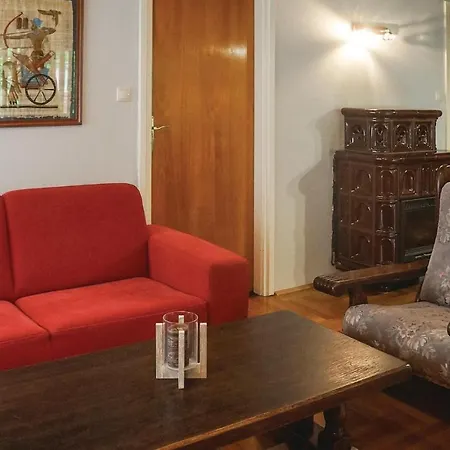 Stunning In W/ Wifi And 3 Bedrooms Apartment
